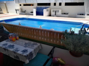 BEN'SHOLIDAYFLAT Ideal for families groups and couples Terrace Solarium Wi-Fi Netflix Smart TV